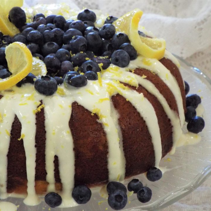 Buttermilk Lemon Bundt cake