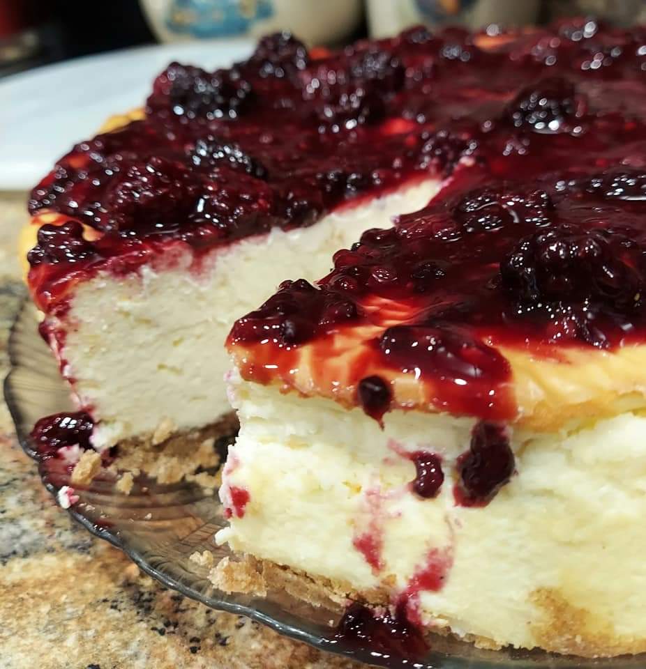 Sugar free, Gluten free Cheesecake ( with fruit compote) 